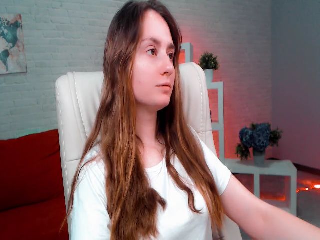 Live sex webcam photo for MissTianaa #252368419