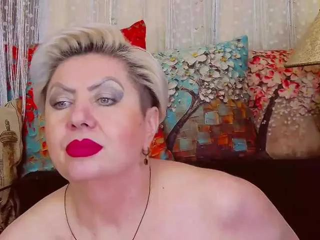 Live sex webcam photo for PoshLadyx #245646844