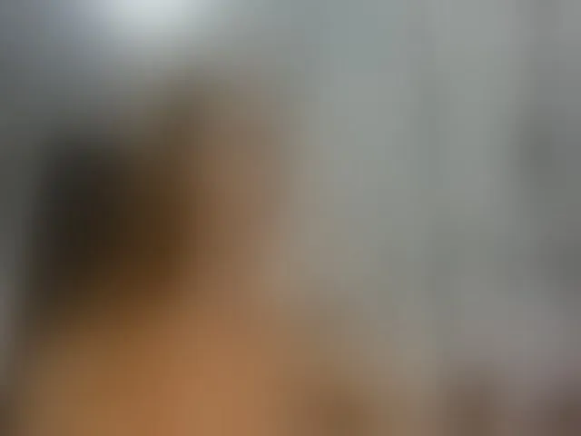 Live sex webcam photo for JessyJ_ #261225304