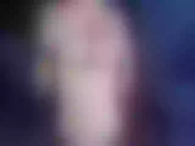 Live sex webcam photo for MileyDreams #261893819