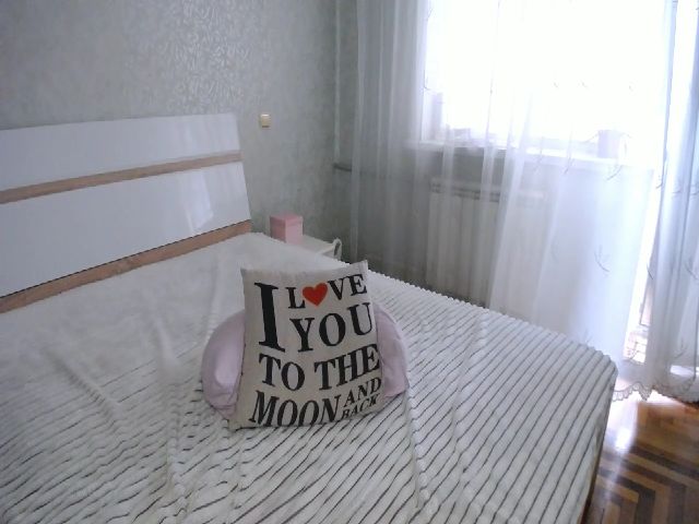 Live sex webcam photo for SoSexySpicy #256177596