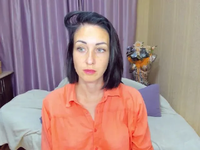 Live sex webcam photo for DorothyRoze #260725499