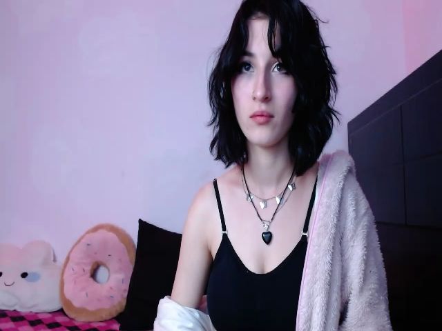 Live sex webcam photo for Chriso_Belly #261252877