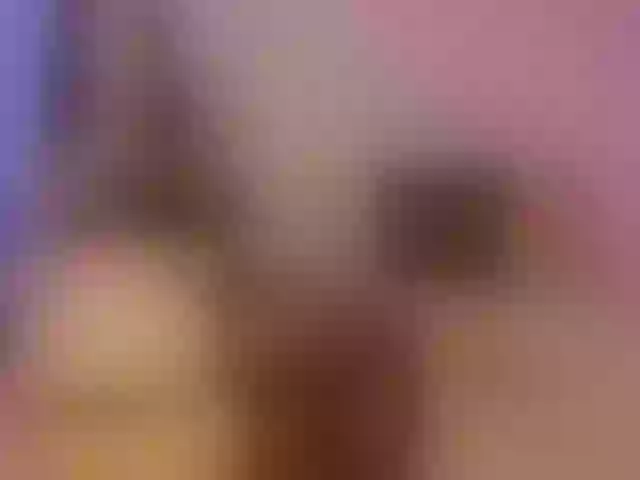 Live sex webcam photo for -Goldy- #241084354