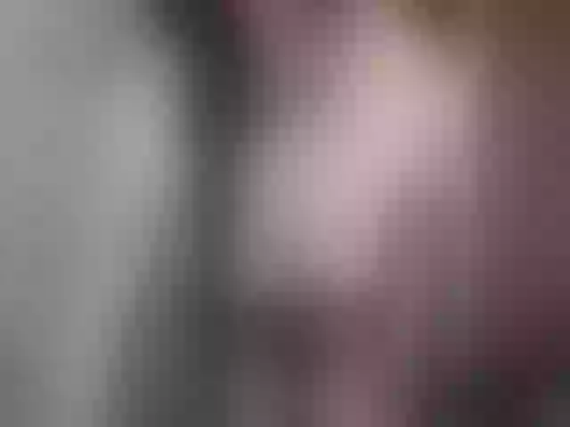 Live sex webcam photo for Miahot21 #258674906