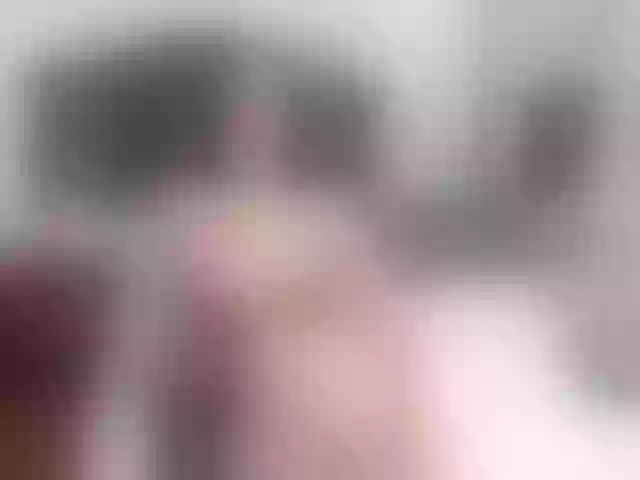 Live sex webcam photo for mia-collins #265377062