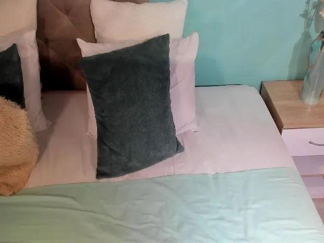 Live sex webcam photo for circenmilen #265304899