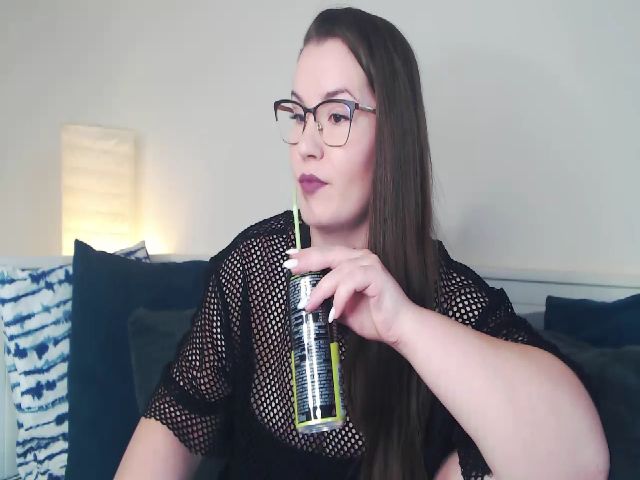 Live sex webcam photo for EveGoddes #253734921