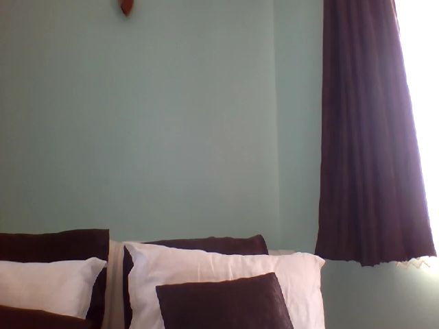 Live sex webcam photo for SexxyCasandra #258572775