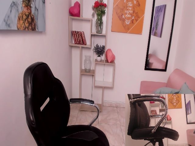 Live sex webcam photo for Camila_monet #260356002