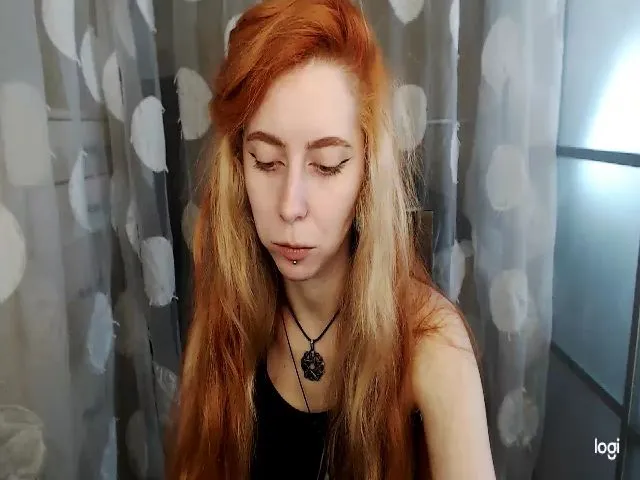 Live sex webcam photo for MelaniHewit #255024440