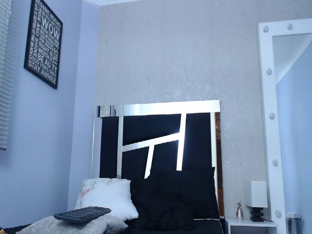 Live sex webcam photo for Pythonissa97 #254216886