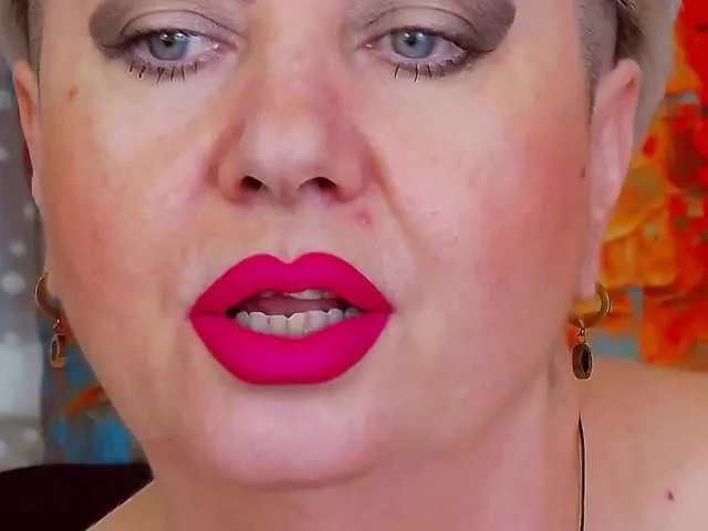 Live sex webcam photo for PoshLadyx #241156837