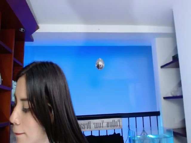 Live sex webcam photo for Yeli_Amber #257258110