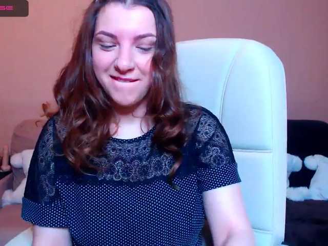 Live sex webcam photo for RennaHart #240984145