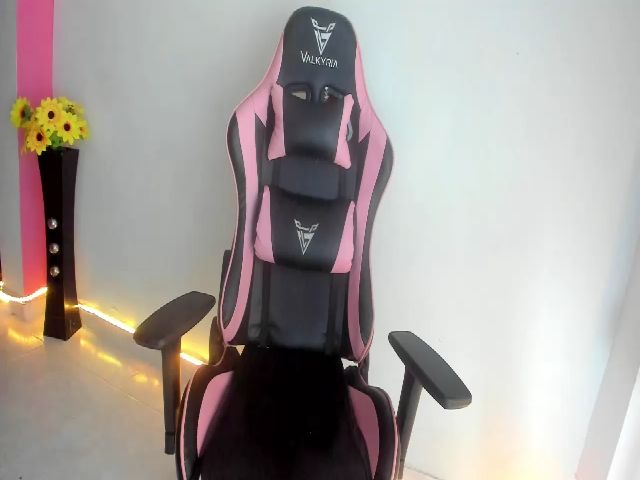 Live sex webcam photo for You_ghaydaa #260213002