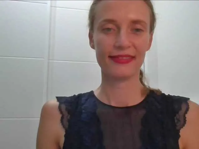 Live sex webcam photo for CelesteKissab #255196131