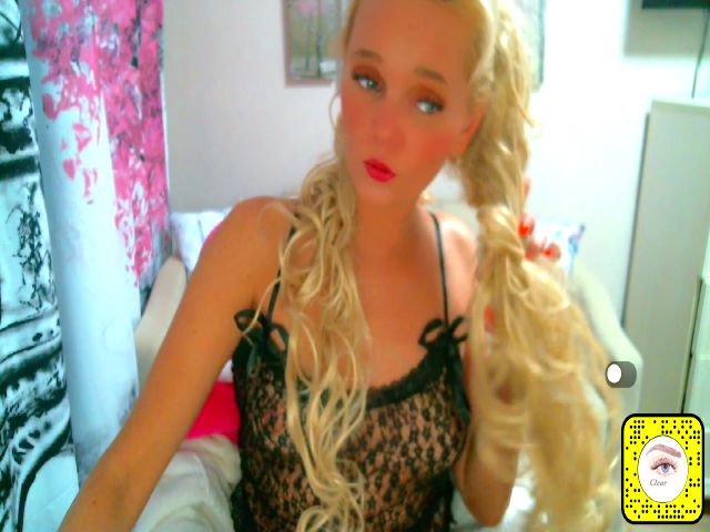 Live sex webcam photo for ChristiRoses #263235290