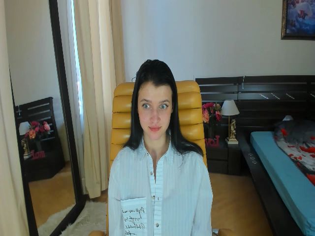 Live sex webcam photo for SoniNex #255622046