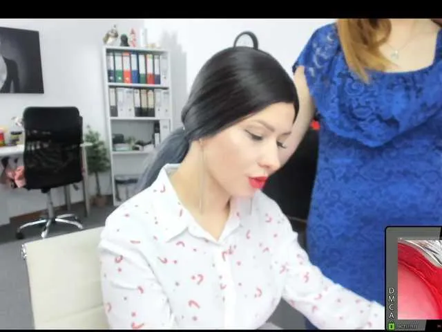 Live sex webcam photo for KinkyOffice #241044476