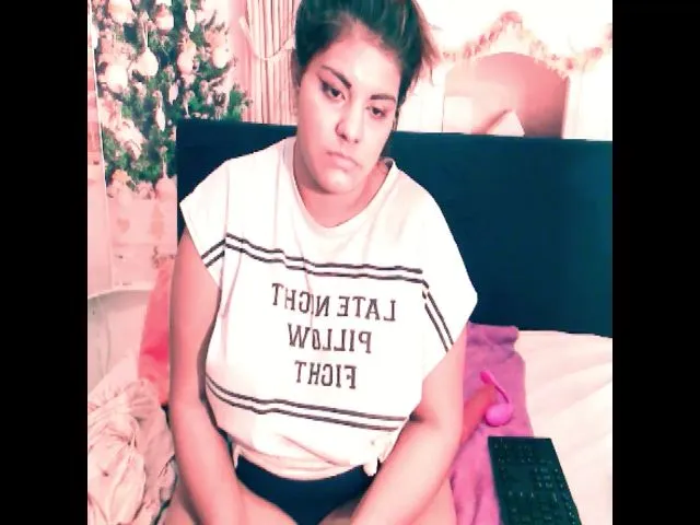 Live sex webcam photo for Sexyindianzn #265535587