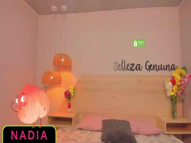 Live sex webcam photo for Nadiabenz_ #259270866