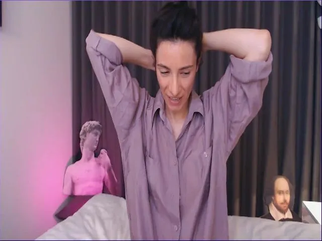 Live sex webcam photo for Mora_Marvels #255788332