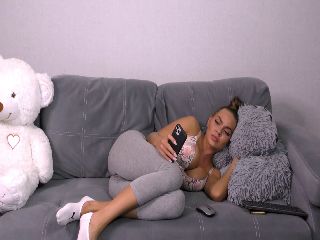 Live sex webcam photo for EvelinaFox #252249018