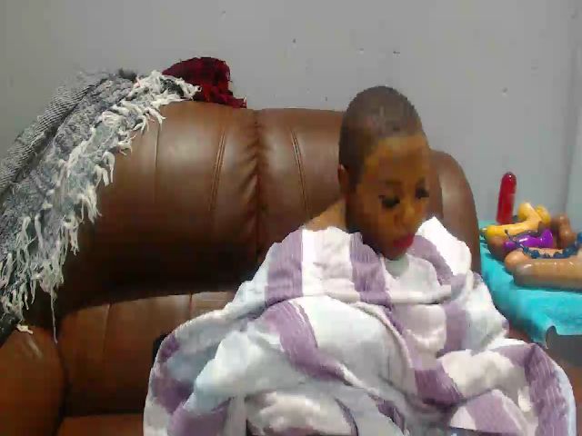 Live sex webcam photo for Analteen19xx #260407308