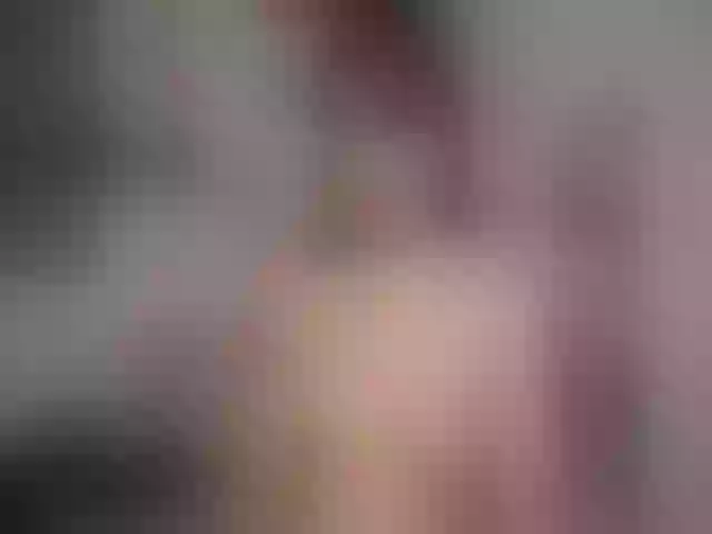 Live sex webcam photo for Noonalatin #254869856
