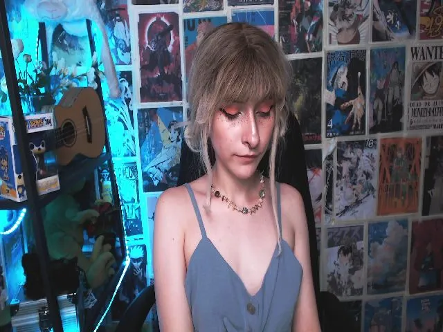 Live sex webcam photo for Manarose27 #253582931