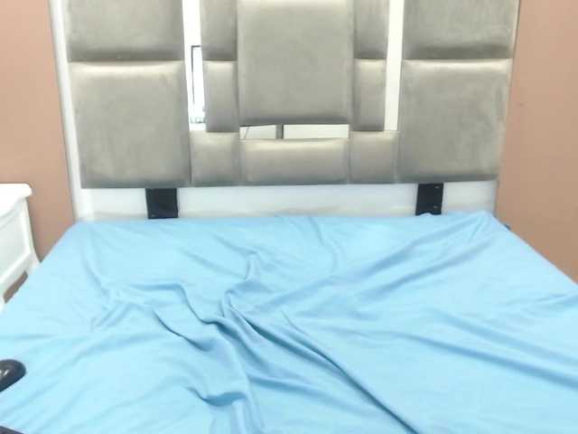 Live sex webcam photo for CrissMartiin #243976440