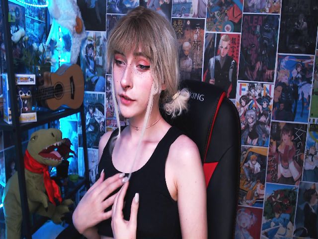 Live sex webcam photo for Manarose27 #260151014