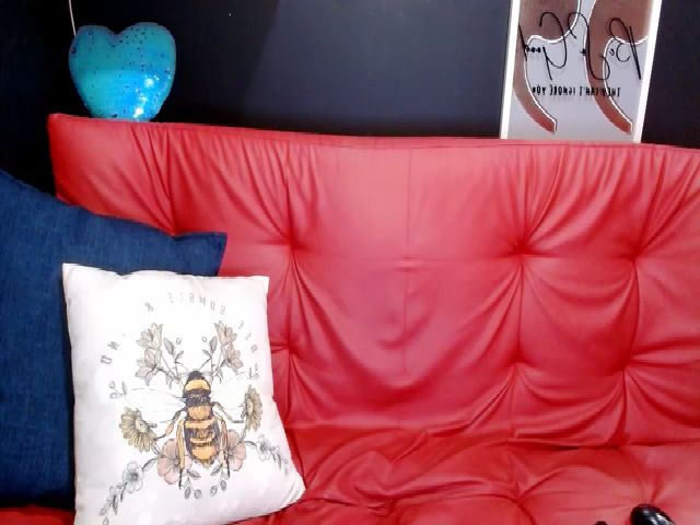 Live sex webcam photo for Ebonyindian69 #252354021