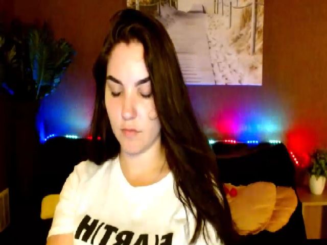 Live sex webcam photo for NataBorerro__ #254087839