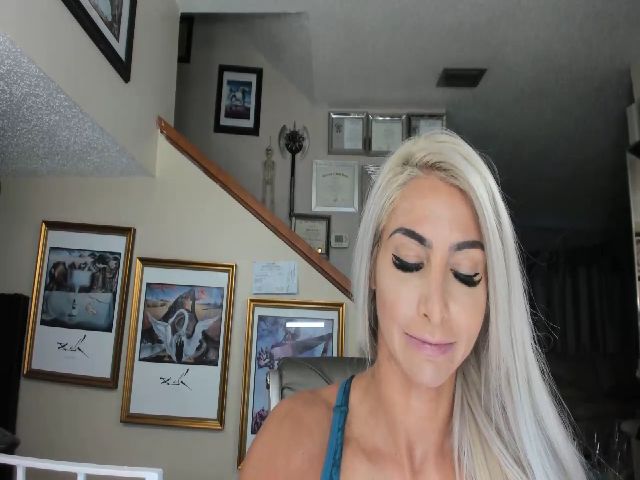 Live sex webcam photo for ADRIANA_FOX #254930474