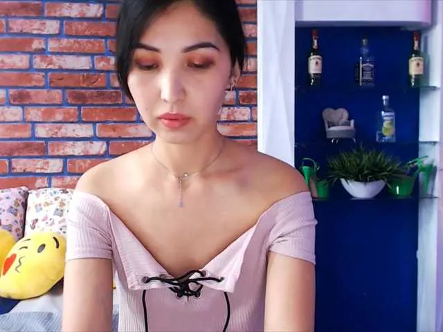 Live sex webcam photo for ShowMGO #247971919