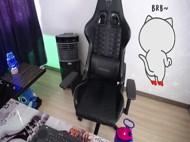 Live sex webcam photo for BiancaMiller #253097364