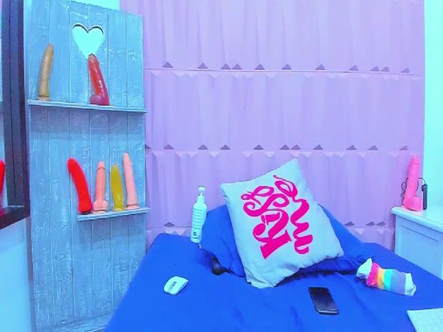 Live sex webcam photo for Cristal_West #253954655