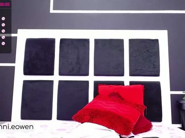 Live sex webcam photo for BonnieOwen #260817442
