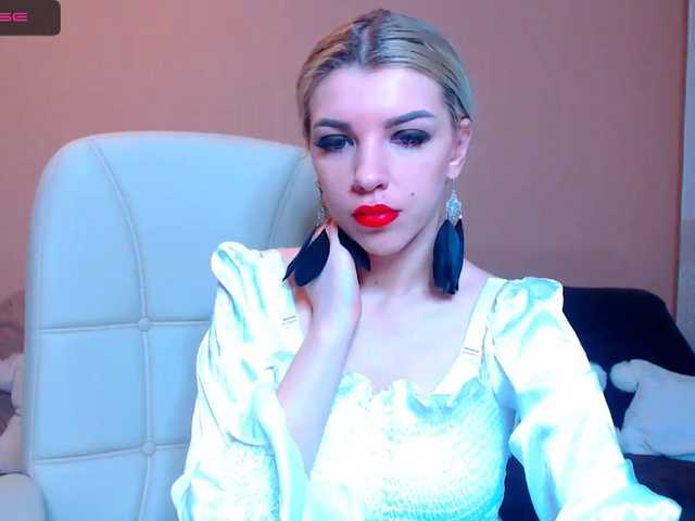 Live sex webcam photo for MelonySpring #241011425