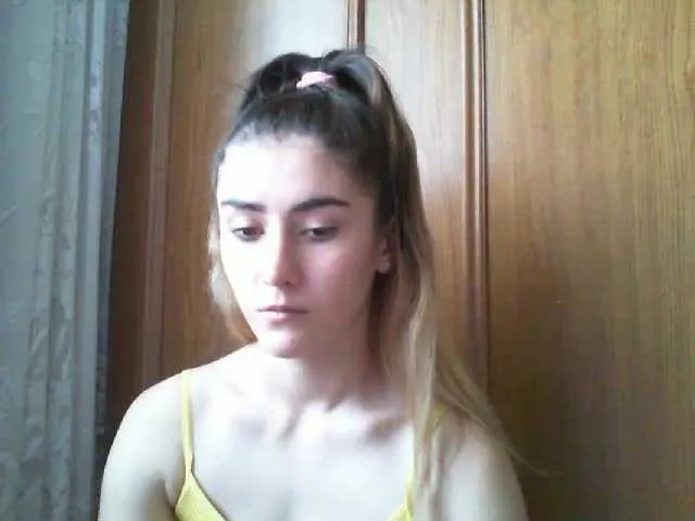 Live sex webcam photo for ozlemyilmaz23 #240940353