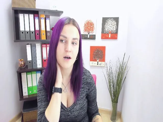 Live sex webcam photo for EvaMild #265121377