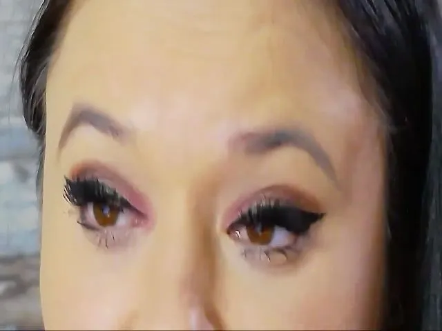 Live sex webcam photo for SensualCrissa #256715083