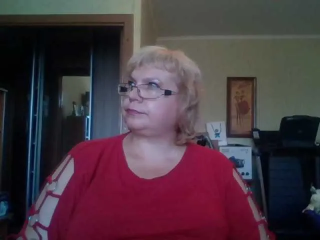 Live sex webcam photo for LOLA88888 #253761300