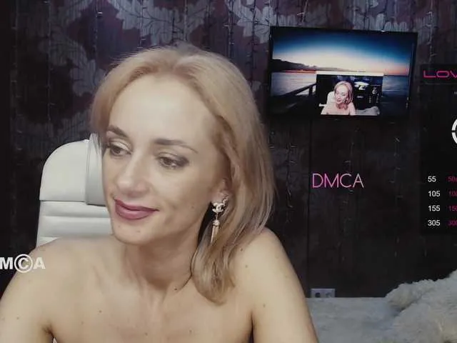Live sex webcam photo for -HotANgel- #241393502