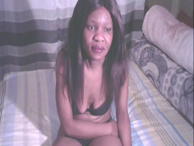 Live sex webcam photo for Sexybooty85 #254964645