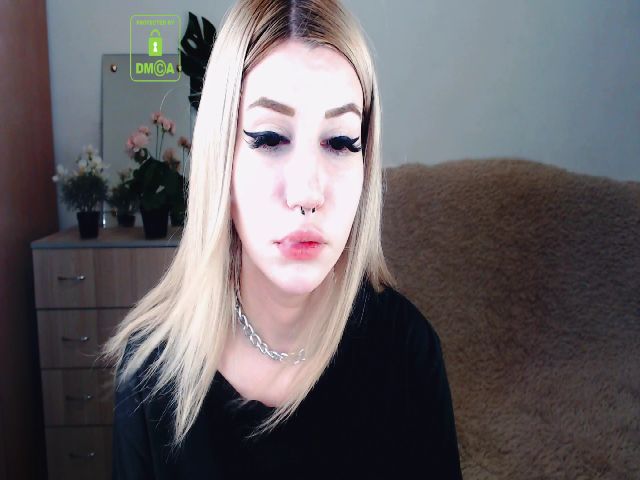 Live sex webcam photo for Alison_Moonli #254913297