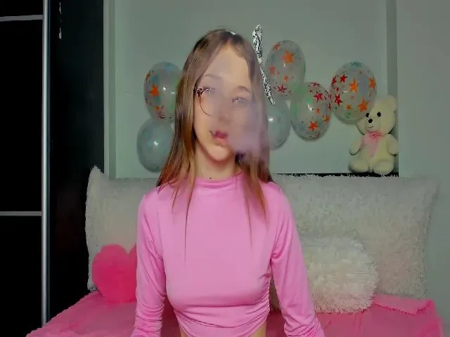 Live sex webcam photo for SweetWOW #261516375