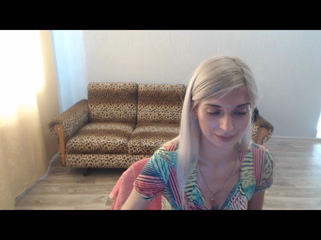 Live sex webcam photo for SexyBeatriice #262628012